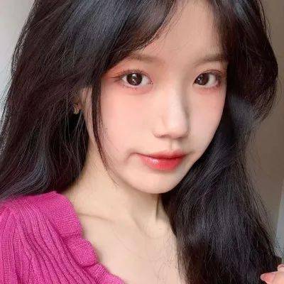 在毛乌素沙地上种树的“90后”美国青年