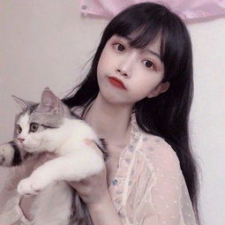 南昌一辆公交车失控冲向路边人群？警方：致3死7伤，驾驶员突发心脏不适失去意识