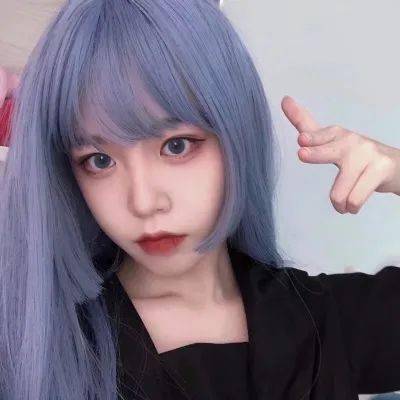 台多名护理师地震时用身体保护新生儿，双手紧紧抓牢婴儿床