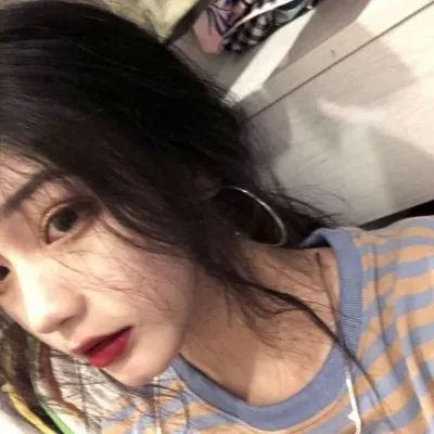 90后妈妈在外买25㎡公寓独居 老公和孩子被邀请才能来