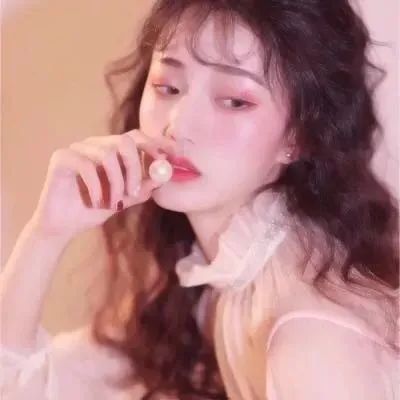 网红酸菜鱼里疑似吃出假鱼片 专家初步鉴定：疑似塑料或PVC材质