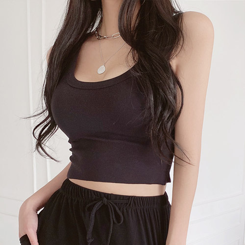 中国女篮亚洲杯夺冠后回国 球迷机场热情迎接
