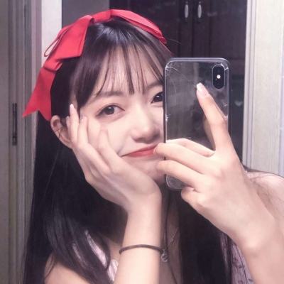 当一个“普通女孩”选择成为演员